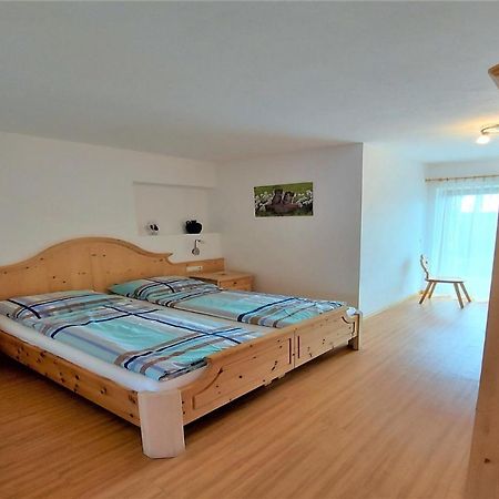 B&B Gasthaus Lieg Кастелрото Екстериор снимка