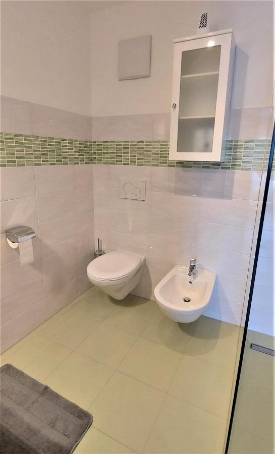 B&B Gasthaus Lieg Кастелрото Екстериор снимка